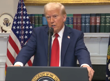 Trump Suspends Flights Bringing Refugees To US